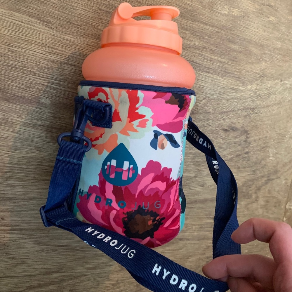 Hydrojug + carrier